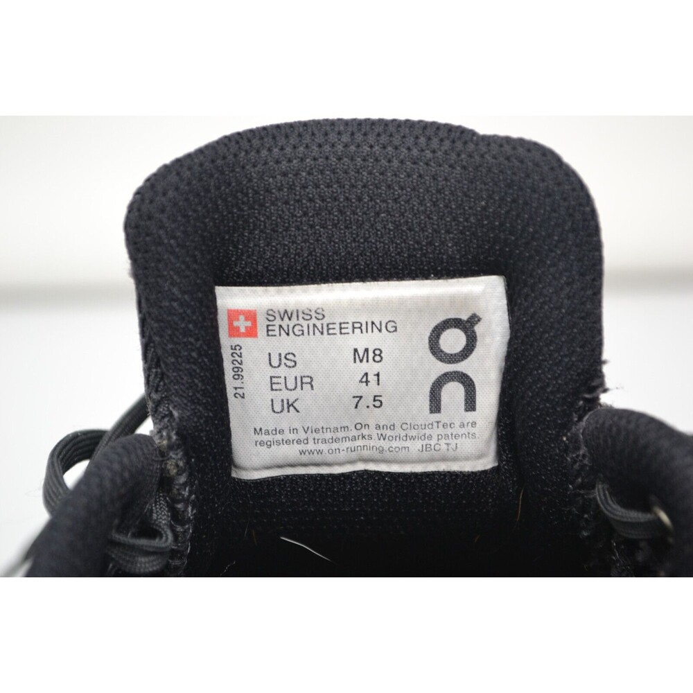 Men's Size 8 - On Cloudflyer All Black Athletic Running Shoe - 21.99225 Lace-Up - Picture 12 of 12